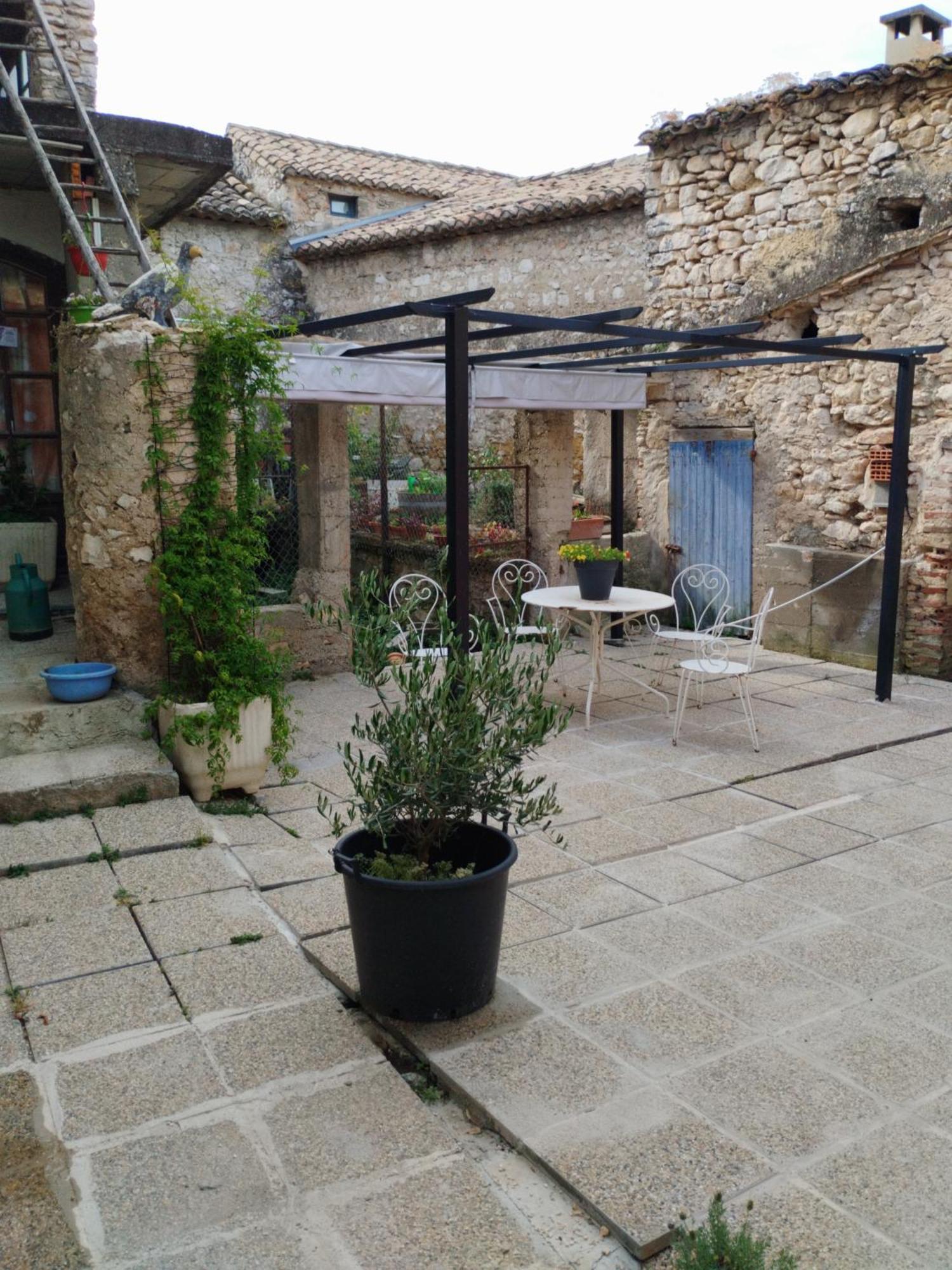 L Atelier De Raymond Aparthotel Verfeuil Luaran gambar